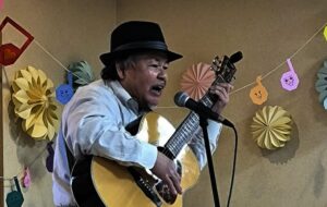 森の里介護センターに八女のスーパースター、ダニー馬場さんが来た！