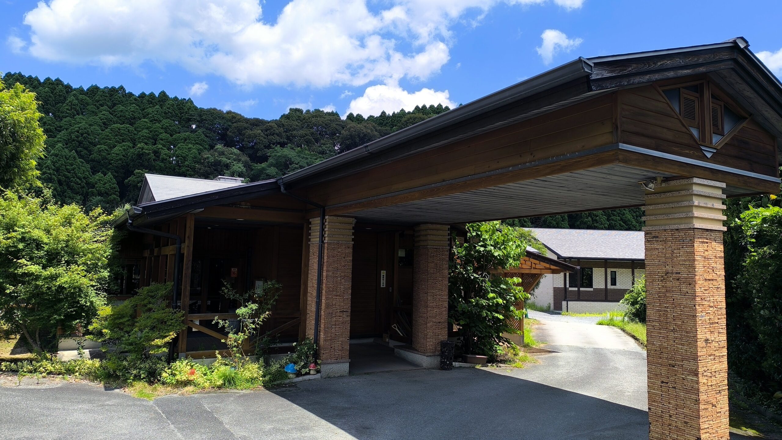 デイサービスは大人の幼稚園だと!?ふざけんなよ!って言いたくなる件